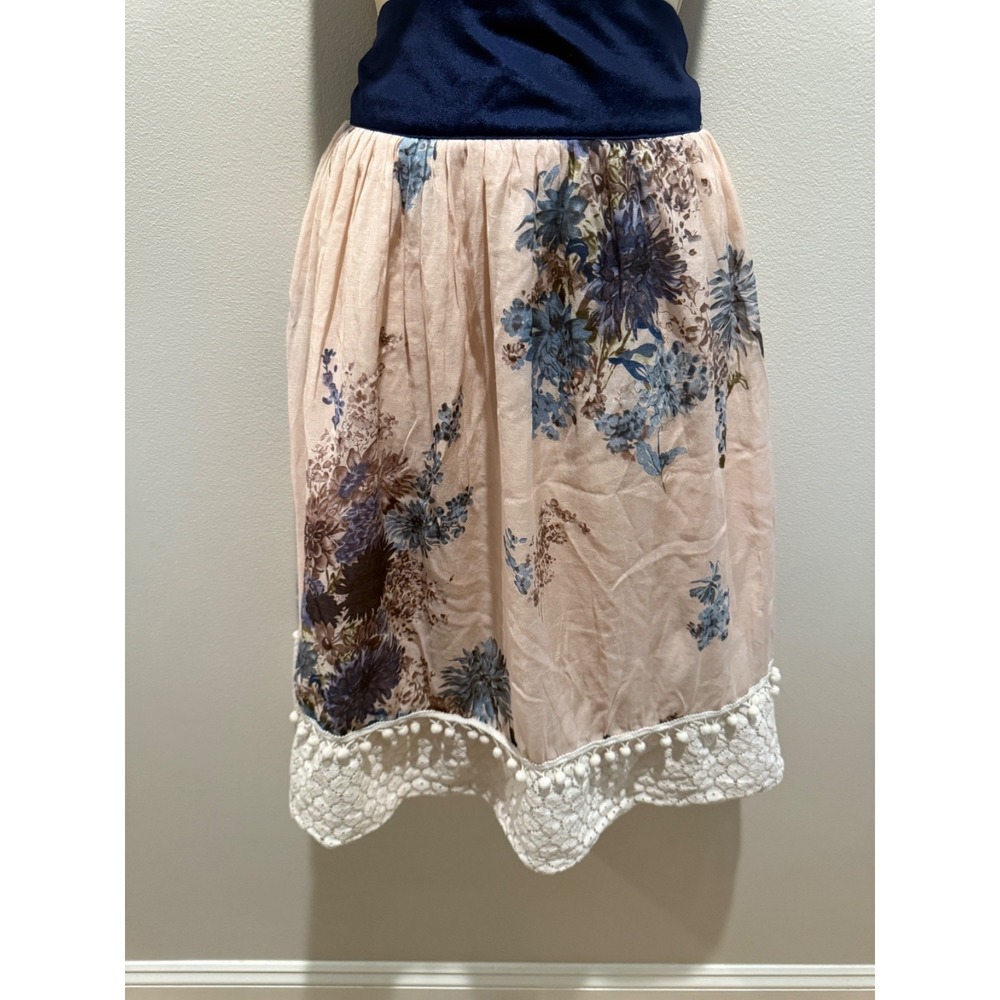 RYU Anthropologie Skirt Size S Floral A-Line Flowy Crochet Lace 28"W